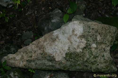 Stela at Nachtuun.